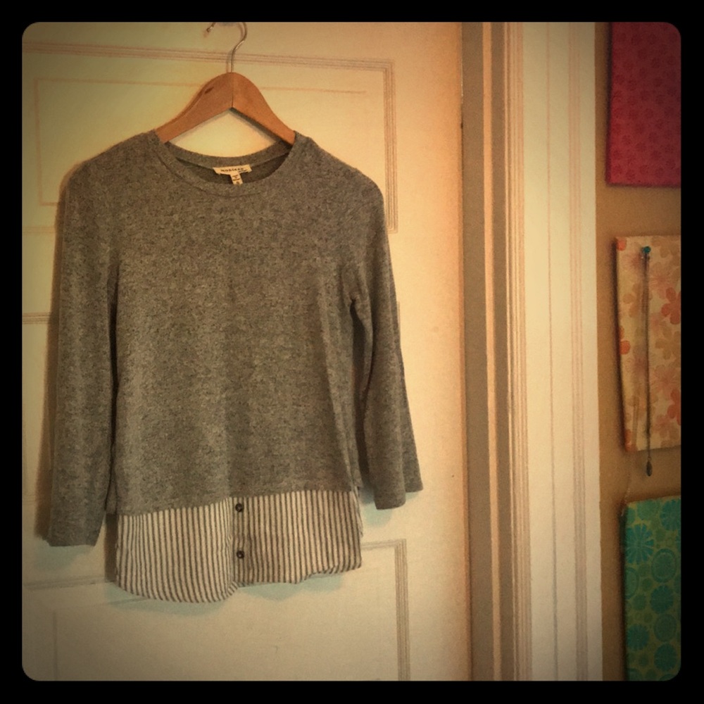 Monteau Sweater with layers Size S